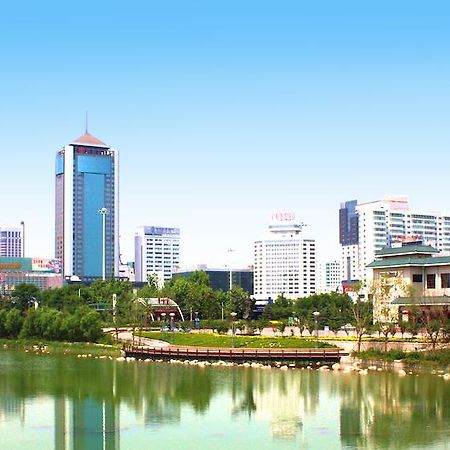 Weifang Internation Financial Hotel Екстериор снимка