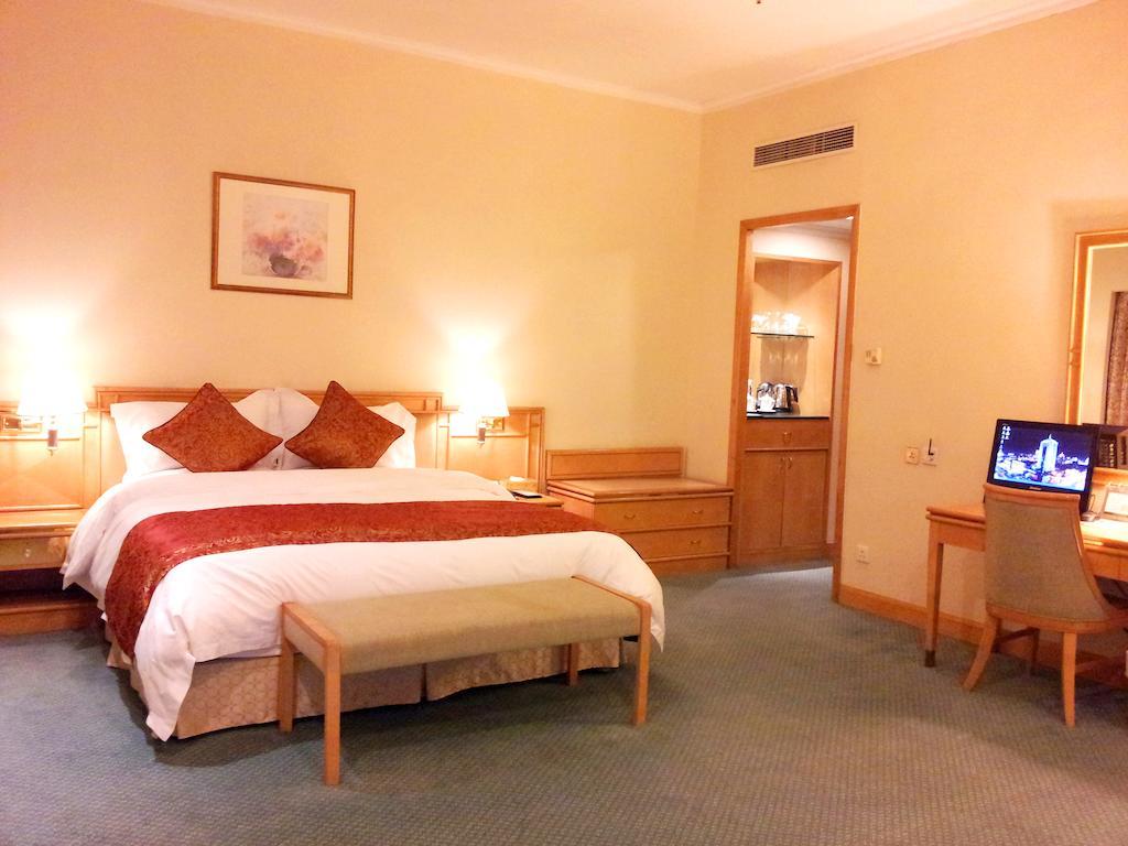 Weifang Internation Financial Hotel Екстериор снимка