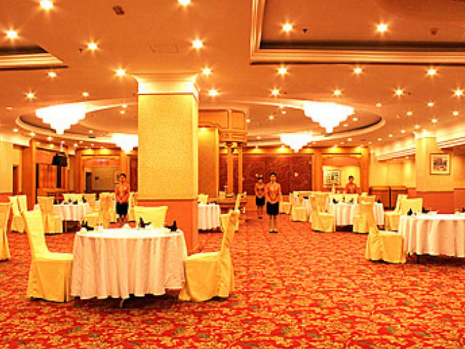 Weifang Internation Financial Hotel Екстериор снимка